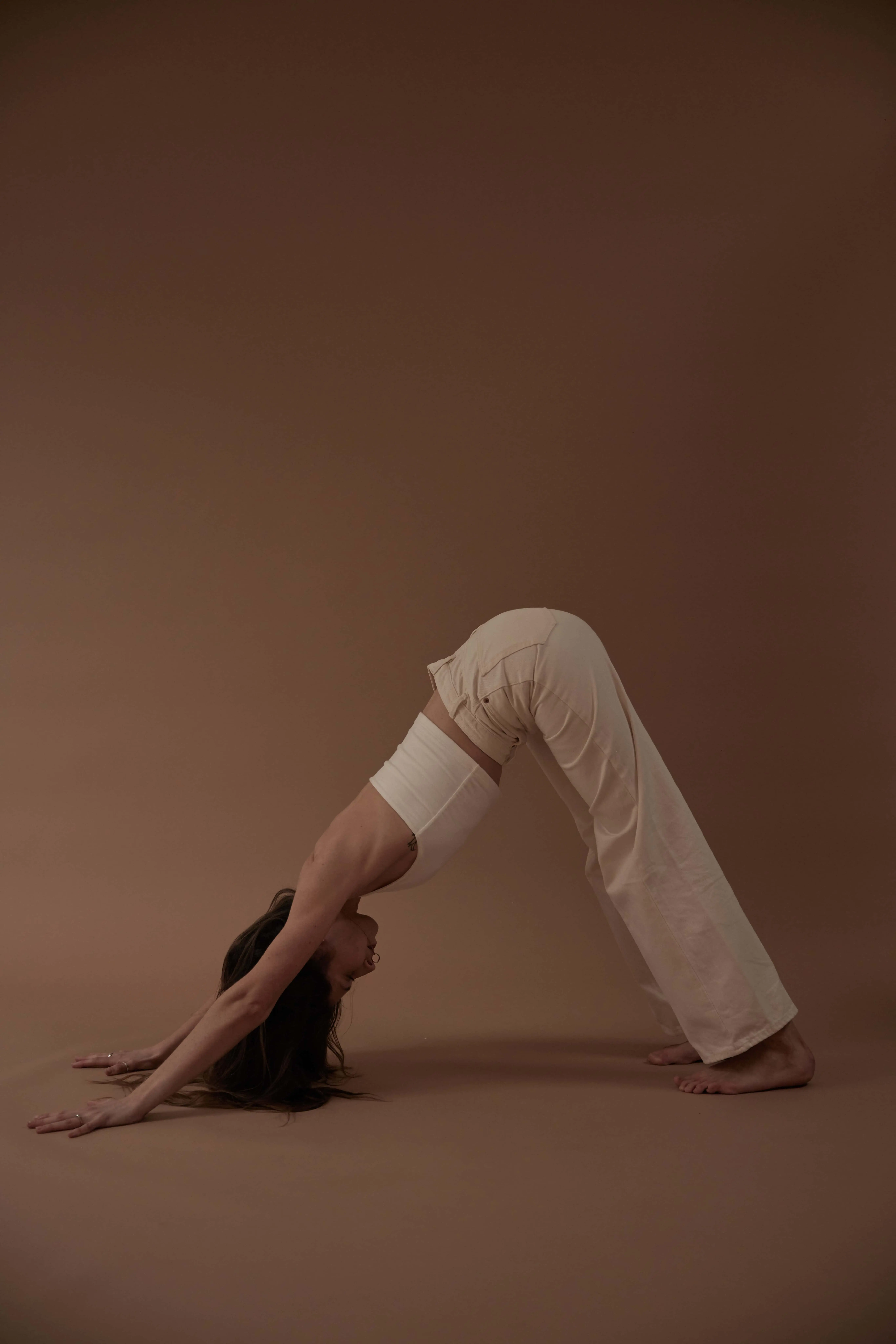 This is a picture of El in hanging twist position.